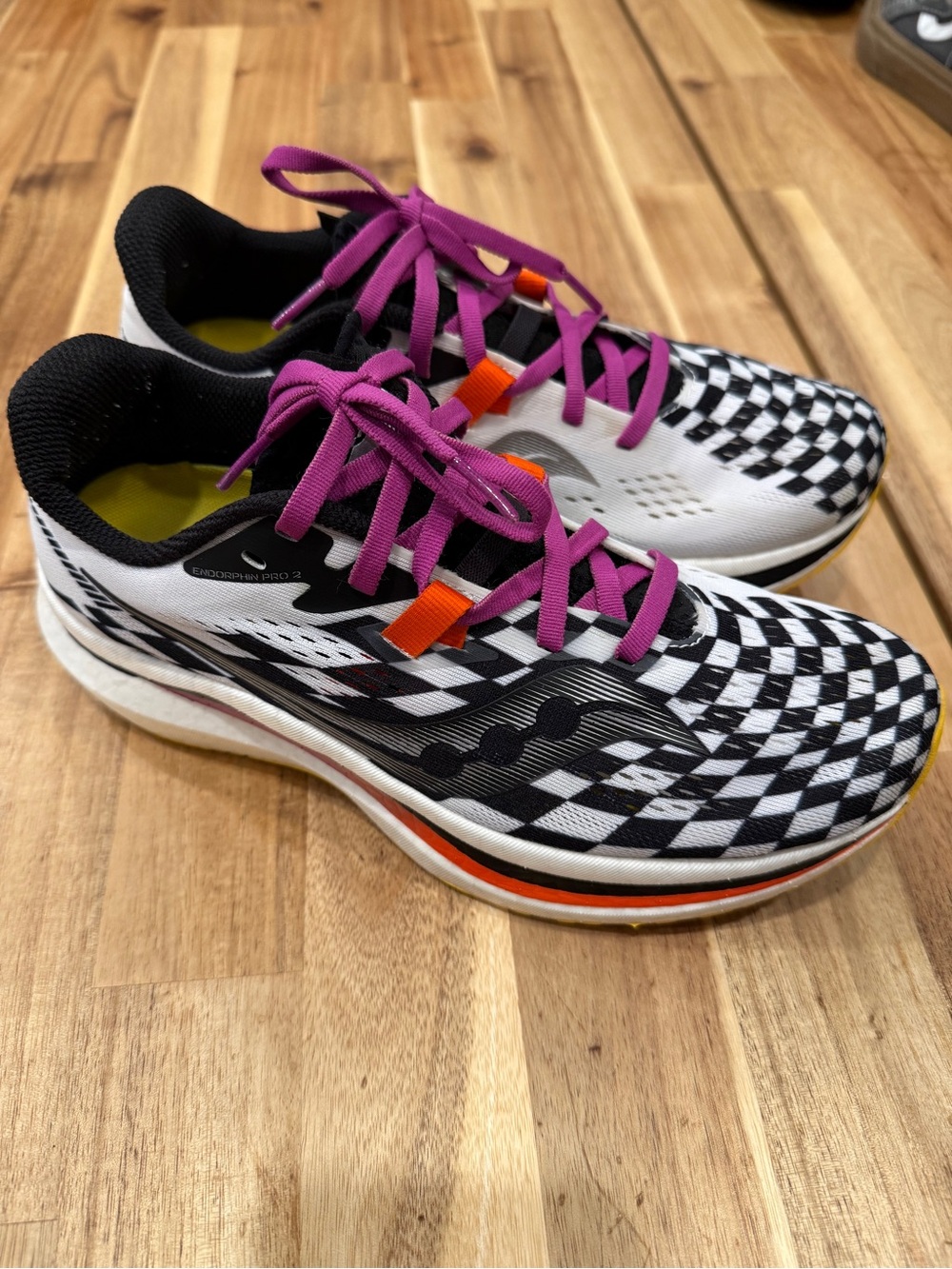 Women’s Saucony Endorphin Pro 2 running shoes